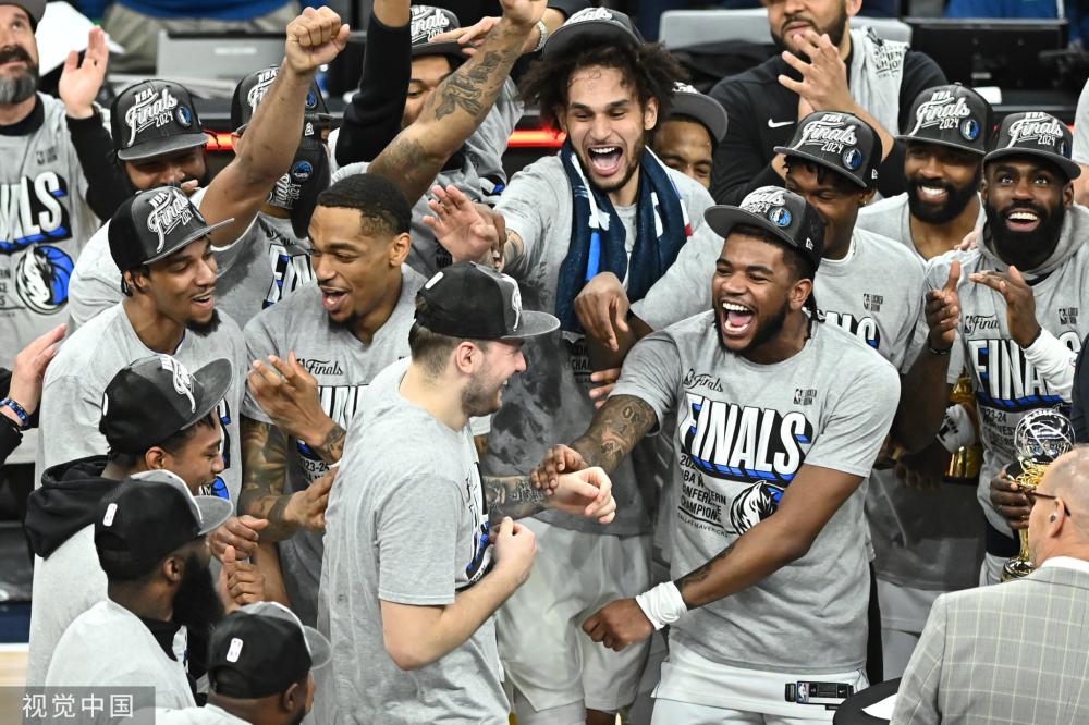 愉中保持冷 愉中保持冷