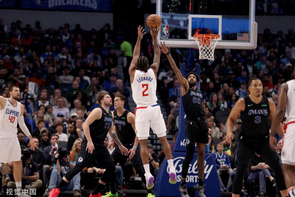 表现深感满 表现深感满