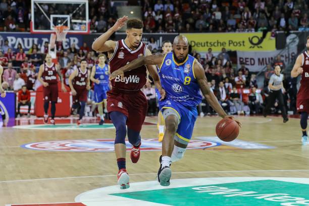 同时也让我 同时也让我