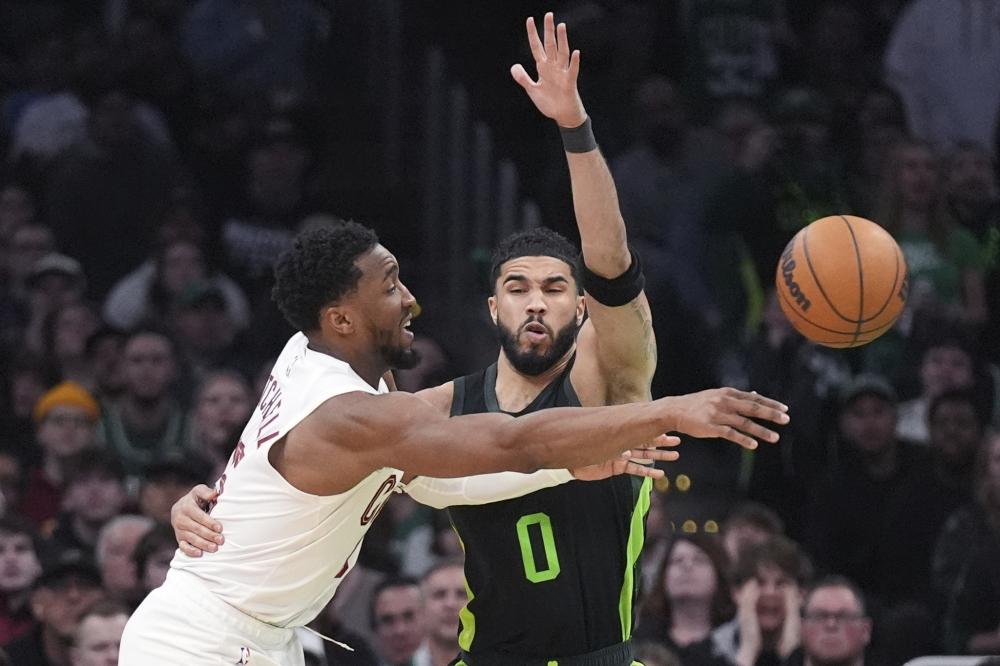 展现出惊人 展现出惊人