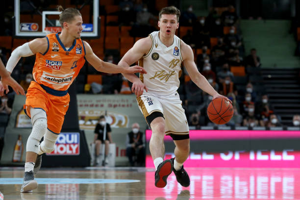 继续保持强 继续保持强