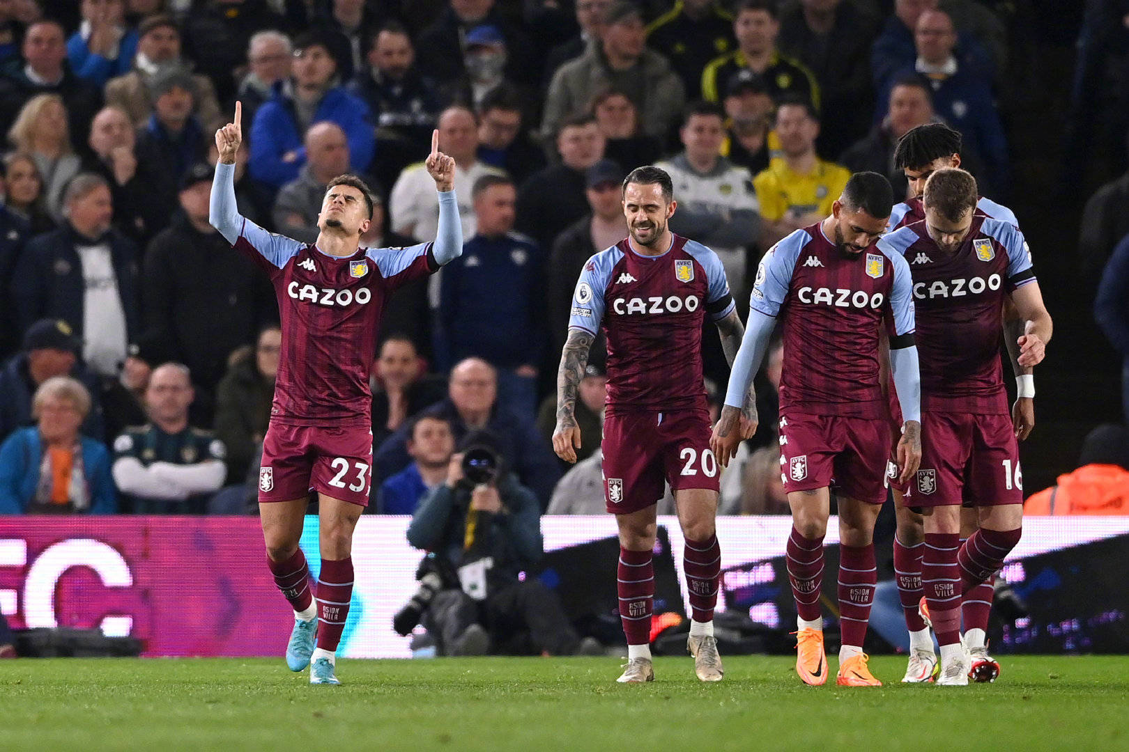 赛表现来看 赛表现来看